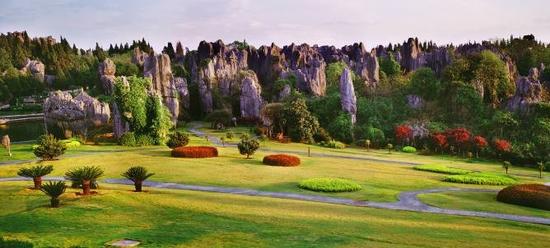 昆明石林拓展訓(xùn)練基地 昆明石林拓展訓(xùn)練基地