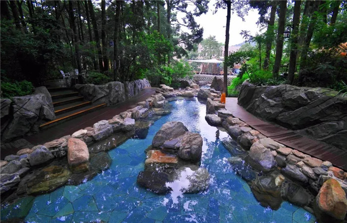 夏日炎炎， 赴一場夏日里愜意的溫泉之旅，打卡昆明周邊溫泉勝地